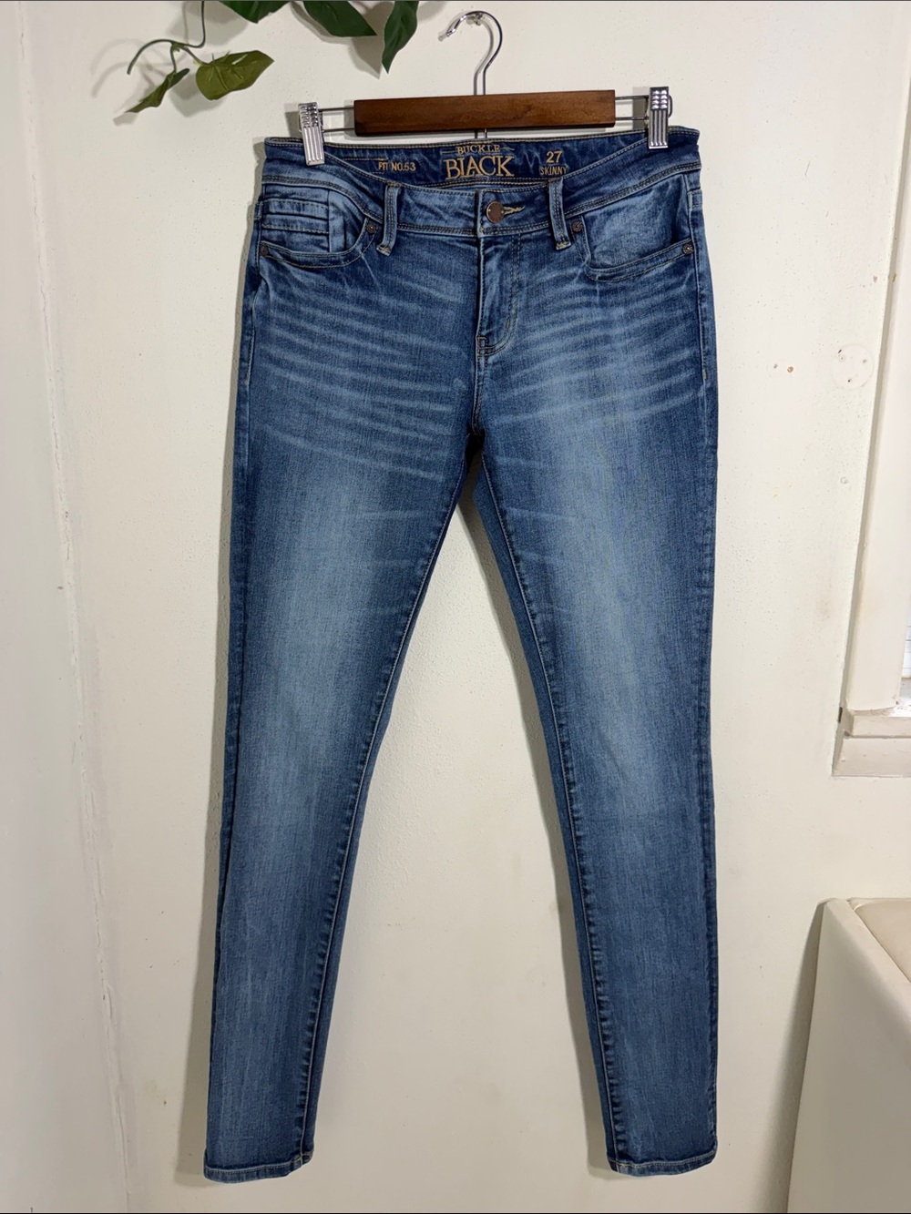 Buckle Medium Blue Skinny Jeans
